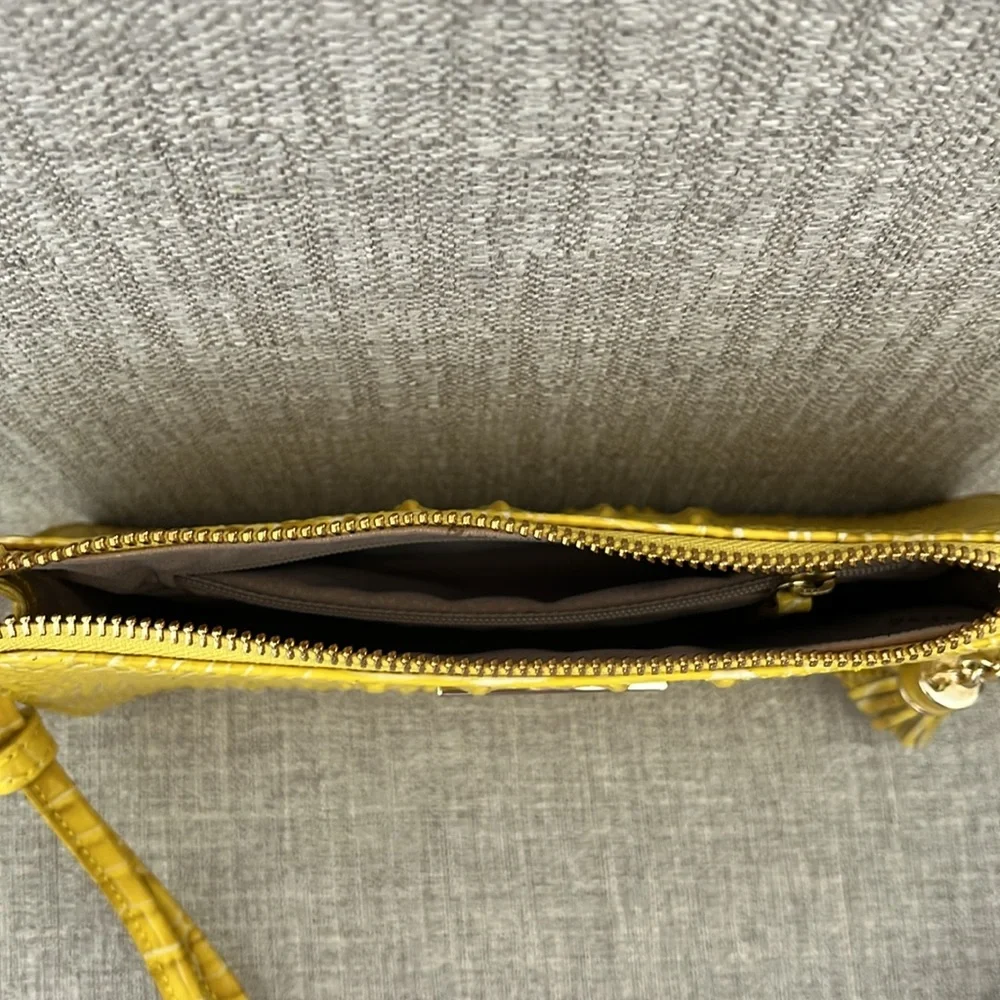 BRAHMIN | MILLIE WRISTLET - Picture 5 of 9